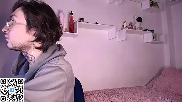 annyharriis from StripChat