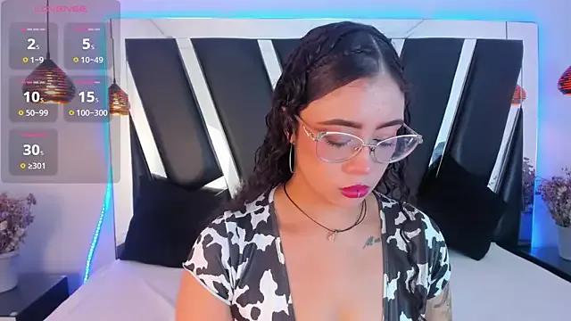 antonelllepiercee from StripChat is Freechat