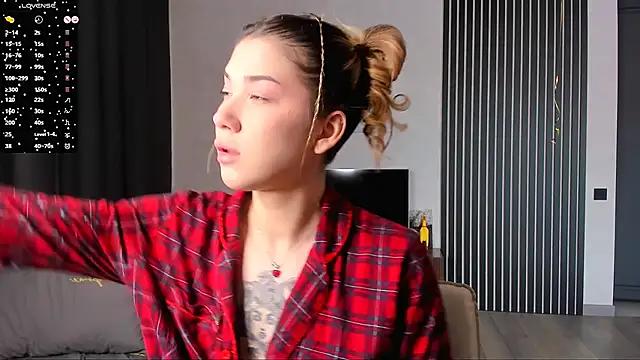 anya_shhh from StripChat
