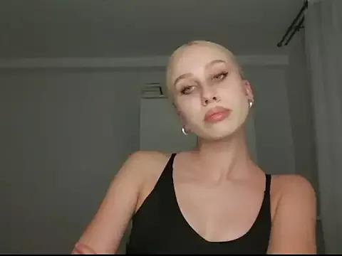 AnyaGold20 from StripChat