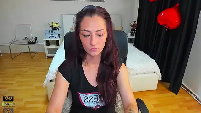 AnyaHills from StripChat