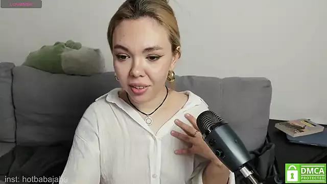 Explore our live girls sluts from our Custom and Multi clubs and checkout exclusive access to highly interactive content, such as shape, hair, titties, pussy type and many more.