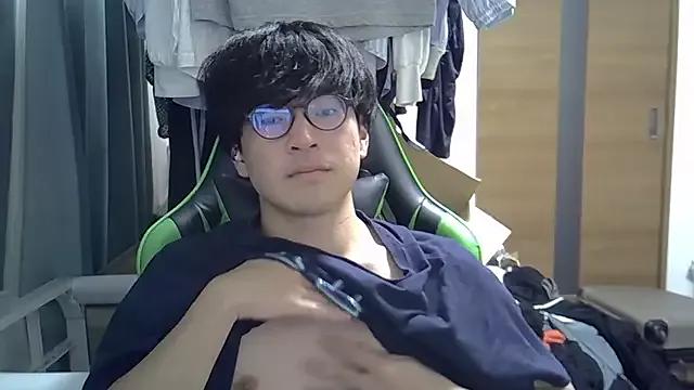 Aokunvvv webcams show profile image 