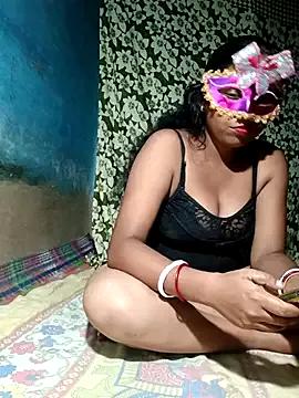 AparnaBoudi from StripChat