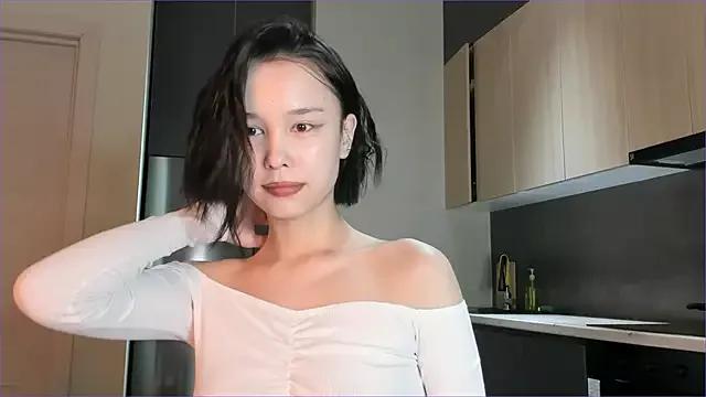 Ara_lin webcams show profile image 
