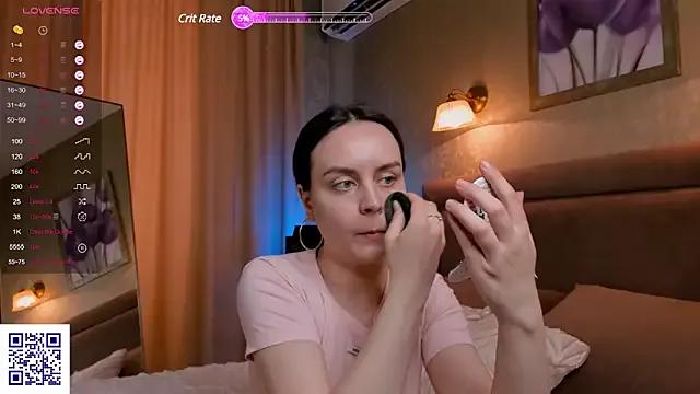 Explore our live girls sluts from our Custom and Multi clubs and checkout exclusive access to highly interactive content, such as shape, hair, titties, pussy type and many more.