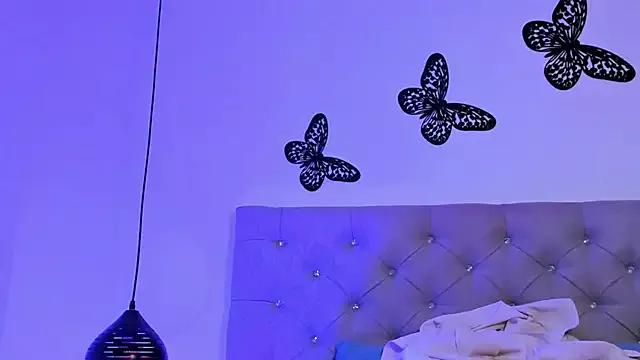 arca_fox from StripChat