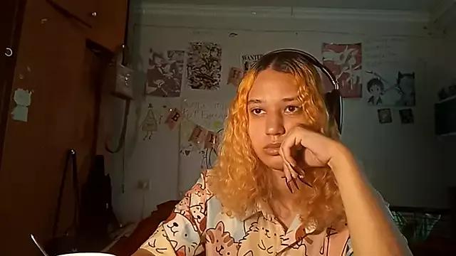 ArdisTozer from StripChat is Freechat