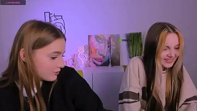 aria_moo from StripChat