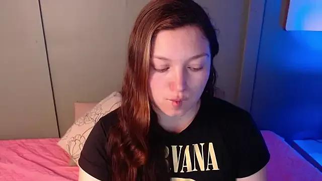 Ariadna_luna from StripChat is Freechat