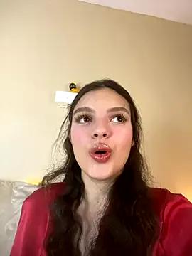 AriaHeavenss from StripChat