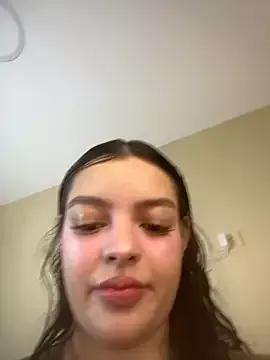 AriaHeavenss from StripChat is Freechat