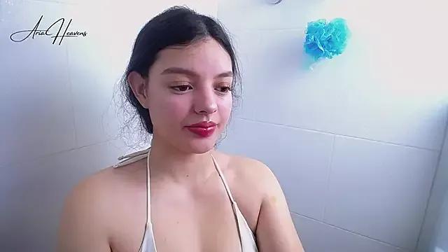 AriaHeavenss from StripChat