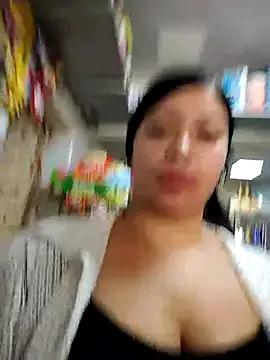 Ariana-pp03 from StripChat
