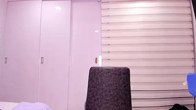 ariana_cossio from StripChat is Freechat