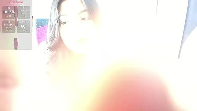Ariana_F_W from StripChat