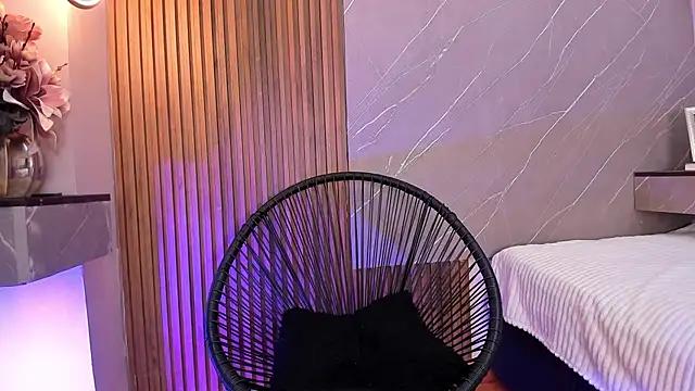 ariana_jhonson1 from StripChat