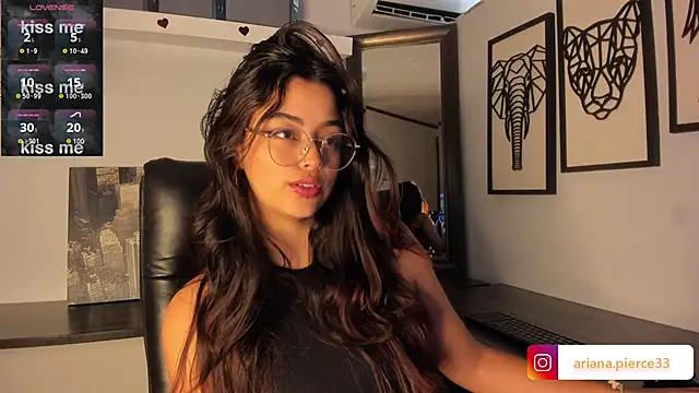 Explore our live girls sluts from our Custom and Multi clubs and checkout exclusive access to highly interactive content, such as shape, hair, titties, pussy type and many more.