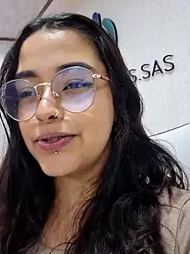 Explore our live girls sluts from our Custom and Multi clubs and checkout exclusive access to highly interactive content, such as shape, hair, titties, pussy type and many more.