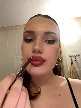 Ariana_Sanderss from StripChat is Freechat
