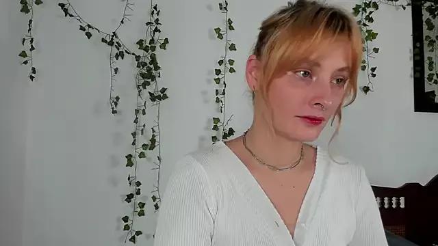 Ariana_Spring from StripChat