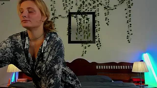 Ariana_Spring from StripChat