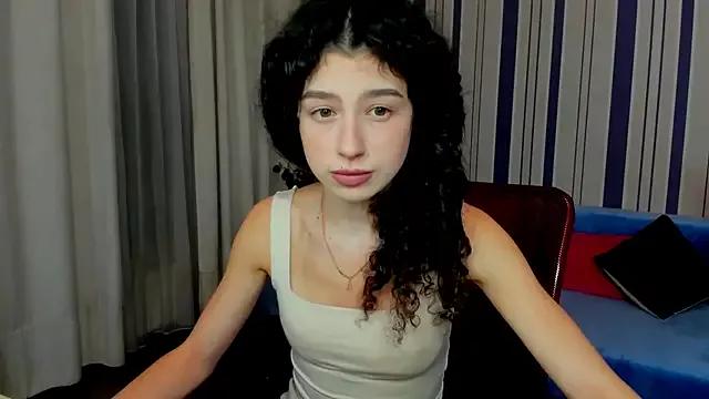 ArianaFoxi from StripChat