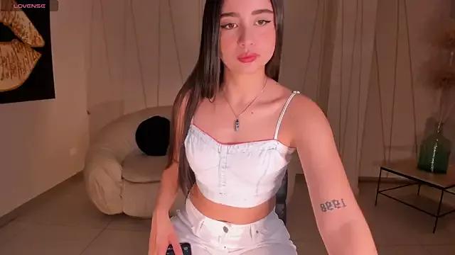 ArianaMonroe_ from StripChat