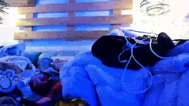 ArianaSantana from StripChat