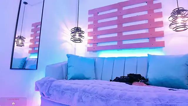 ArianaSantana from StripChat