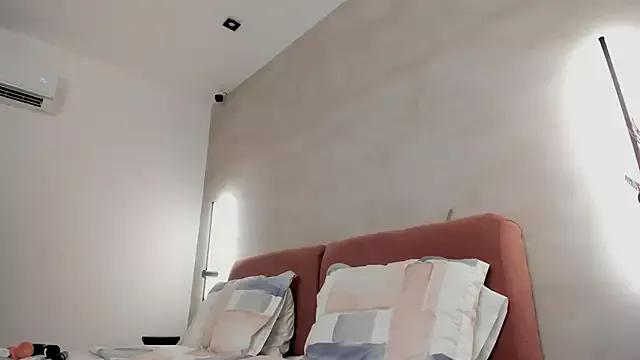 ArianaSilva_ from StripChat