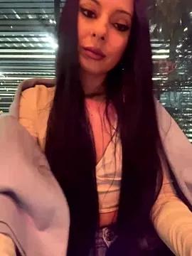 ArianaTurner from StripChat