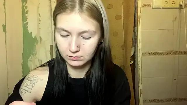 ArianeBhayani from StripChat is Freechat