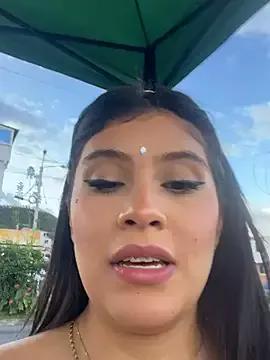 Arianna_Fioree from StripChat