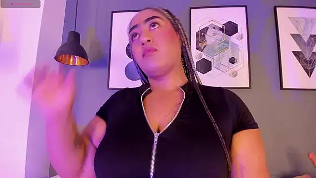 arianna_pearl1 from StripChat is Freechat