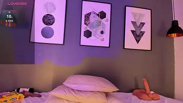 arianna_pearl1 from StripChat