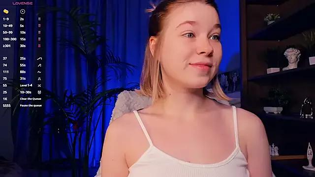 AriaraNoir from StripChat