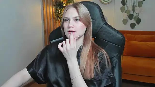 AriaWell from StripChat