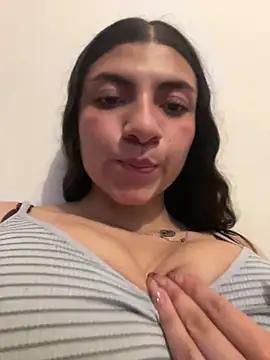Photos of ariel_72 from StripChat is Freechat