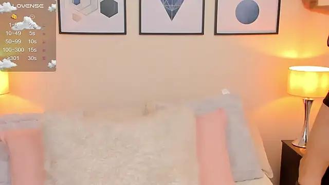 Explore our live girls sluts from our Custom and Multi clubs and checkout exclusive access to highly interactive content, such as shape, hair, titties, pussy type and many more.