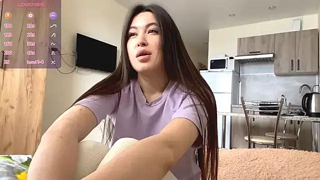 Explore our live girls sluts from our Custom and Multi clubs and checkout exclusive access to highly interactive content, such as shape, hair, titties, pussy type and many more.