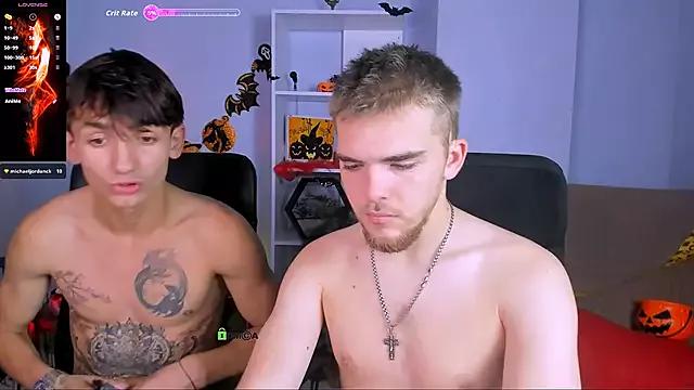 Explore our live girls sluts from our Custom and Multi clubs and checkout exclusive access to highly interactive content, such as shape, hair, titties, pussy type and many more.