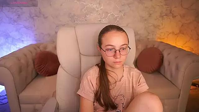 ArrinaWairr from StripChat
