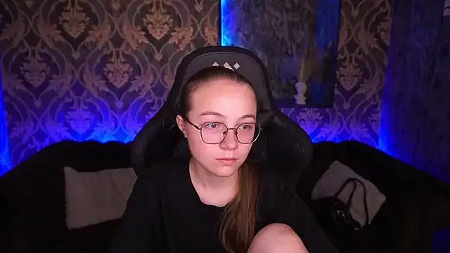 ArrinaWairr from StripChat