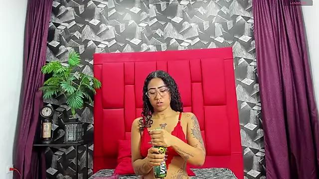 Explore our live girls sluts from our Custom and Multi clubs and checkout exclusive access to highly interactive content, such as shape, hair, titties, pussy type and many more.