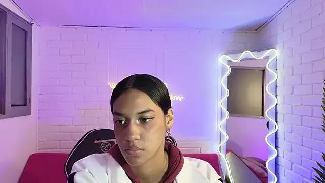 artemiss_tay from StripChat is Freechat