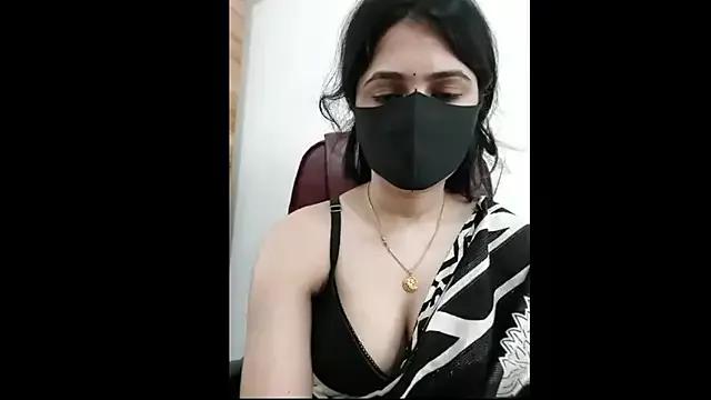 Arushi30 from StripChat is Freechat