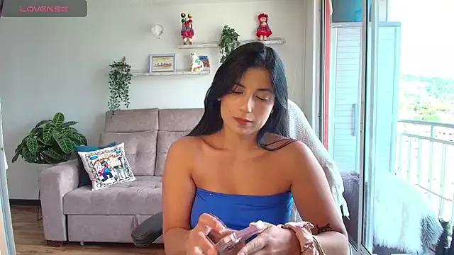 Arya_33 from StripChat