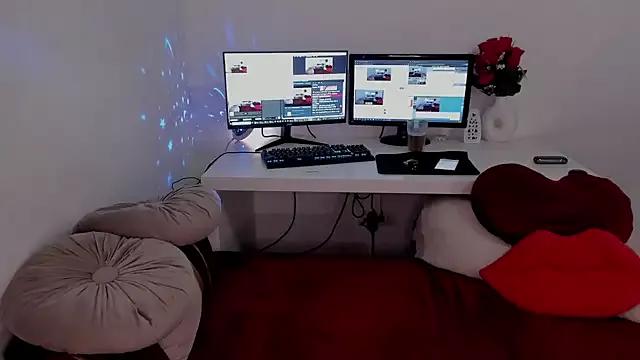 aryahunt1 from StripChat