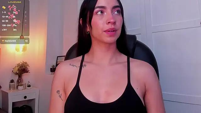 Aryane_art from StripChat